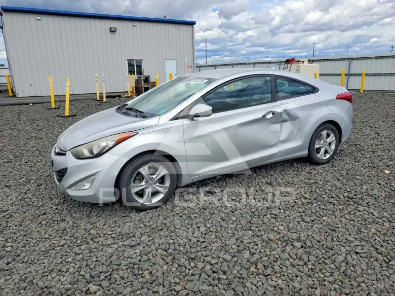 2013 Hyundai Elantra фото