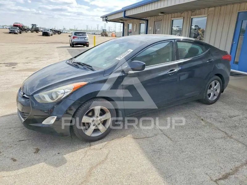 2013 Hyundai Elantra фото