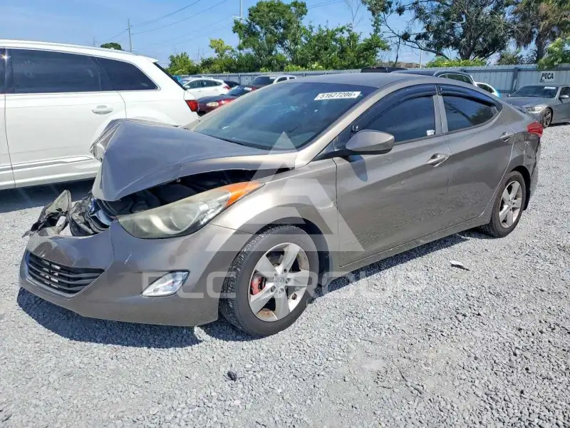 2013 Hyundai Elantra фото