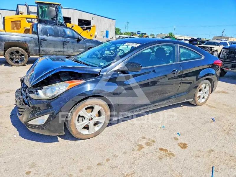 2013 Hyundai Elantra фото