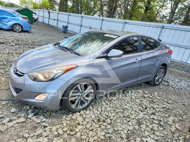 2013 Hyundai Elantra photo