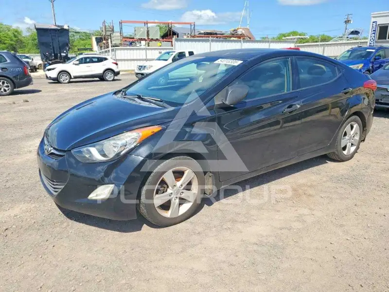 2013 Hyundai Elantra фото