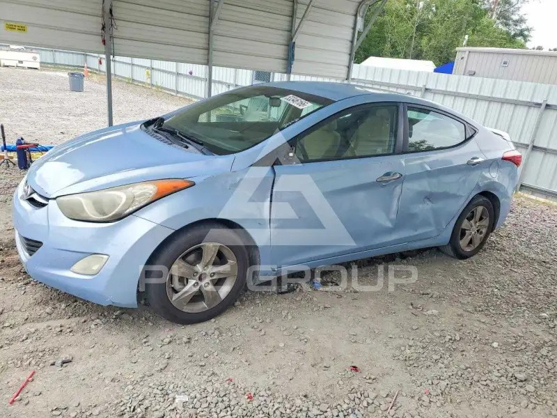2013 Hyundai Elantra фото