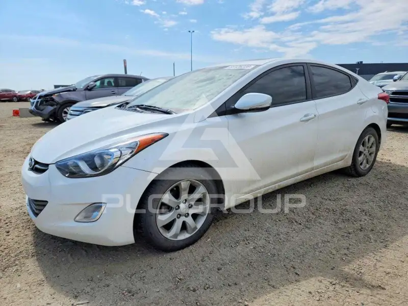 2013 Hyundai Elantra фото