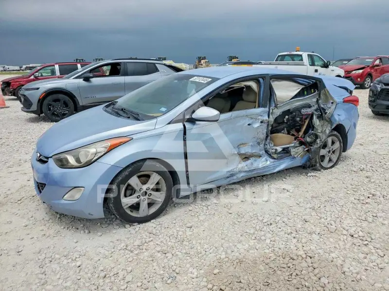 2013 Hyundai Elantra фото