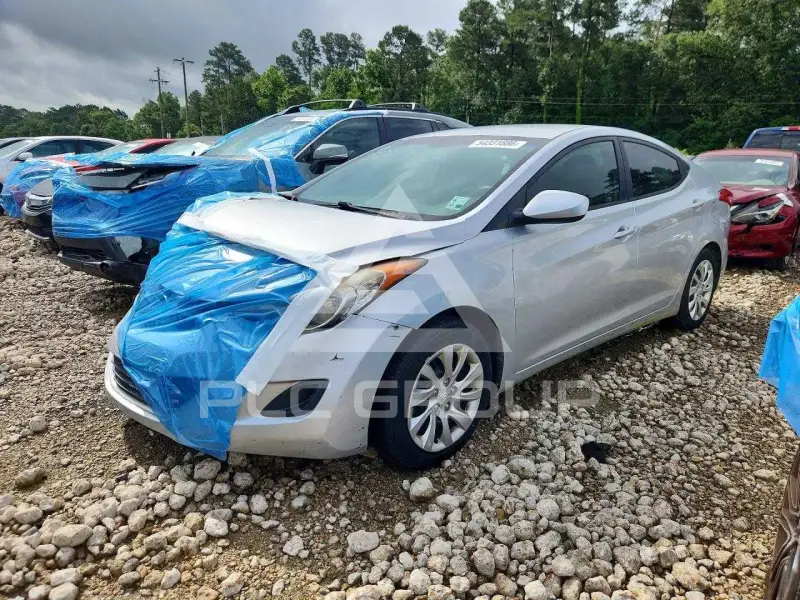 2013 Hyundai Elantra фото