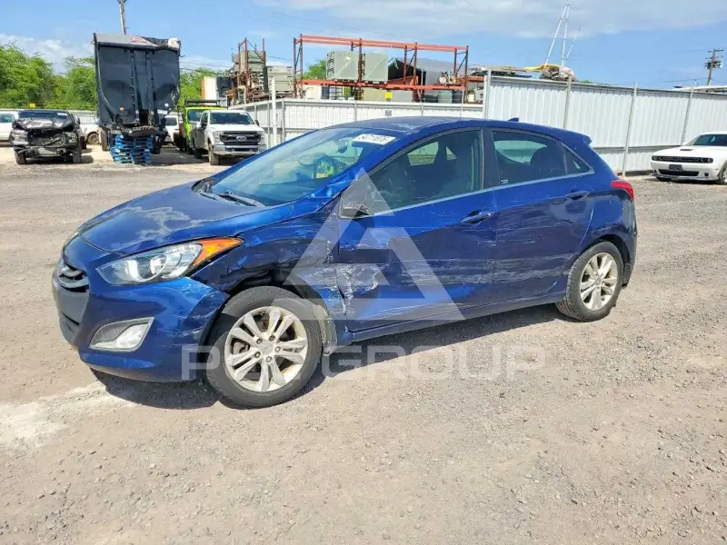 2013 Hyundai Elantra photo