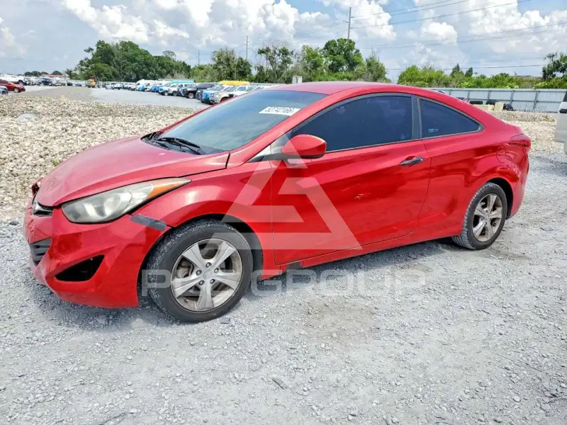 2013 Hyundai Elantra фото