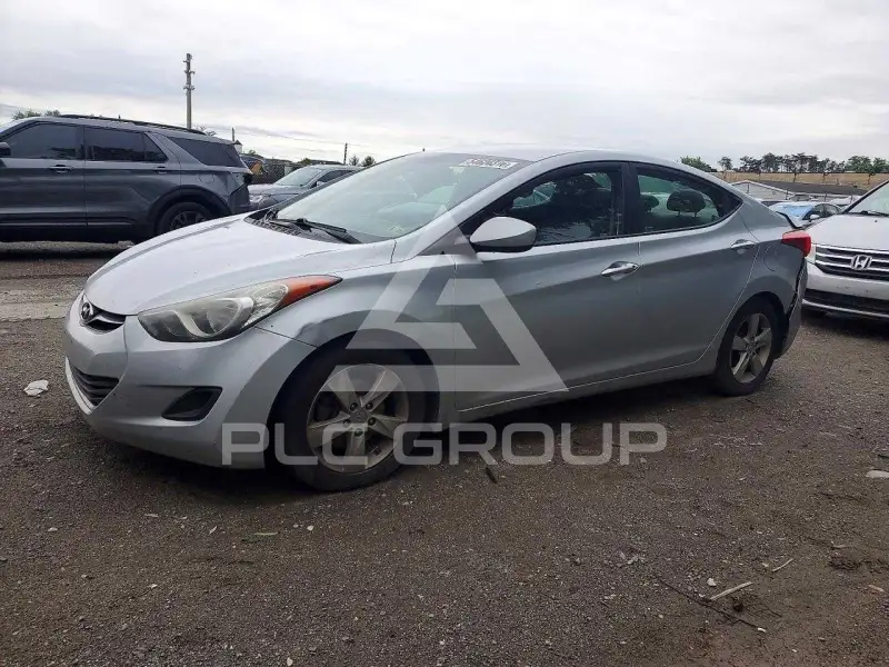 2013 Hyundai Elantra фото