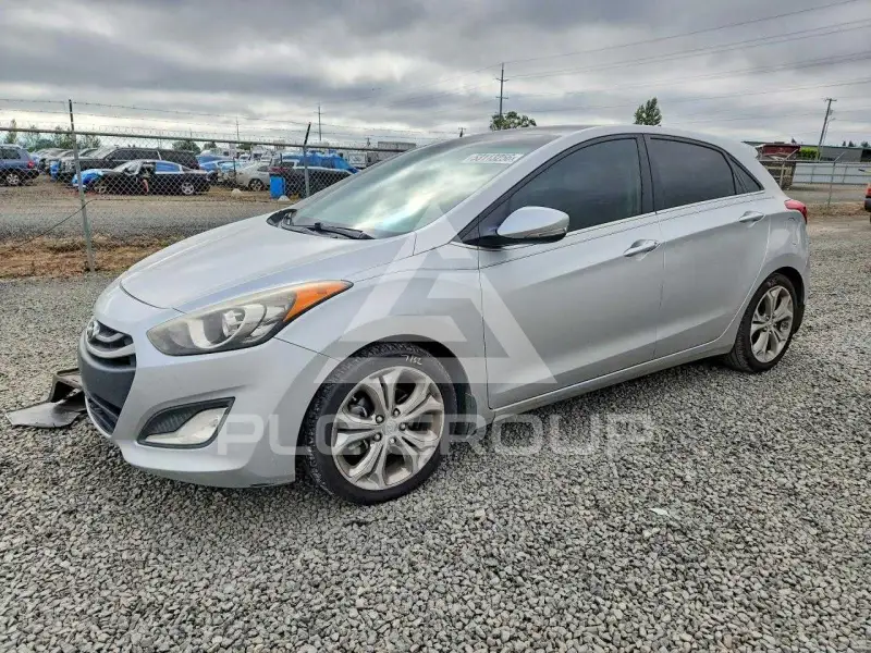 2013 Hyundai Elantra photo