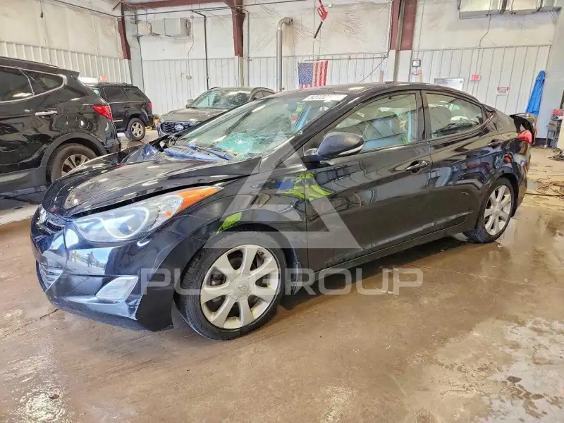 2013 Hyundai Elantra фото