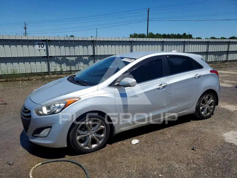 2013 Hyundai Elantra фото