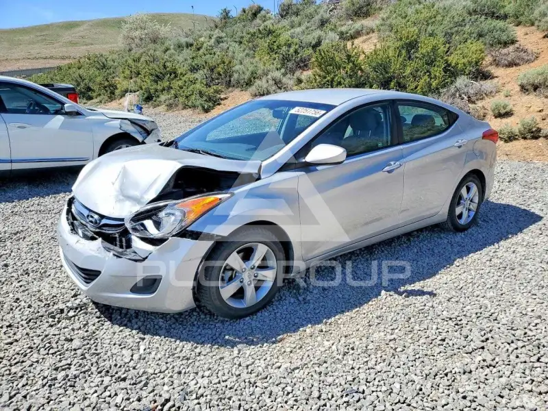 2013 Hyundai Elantra фото