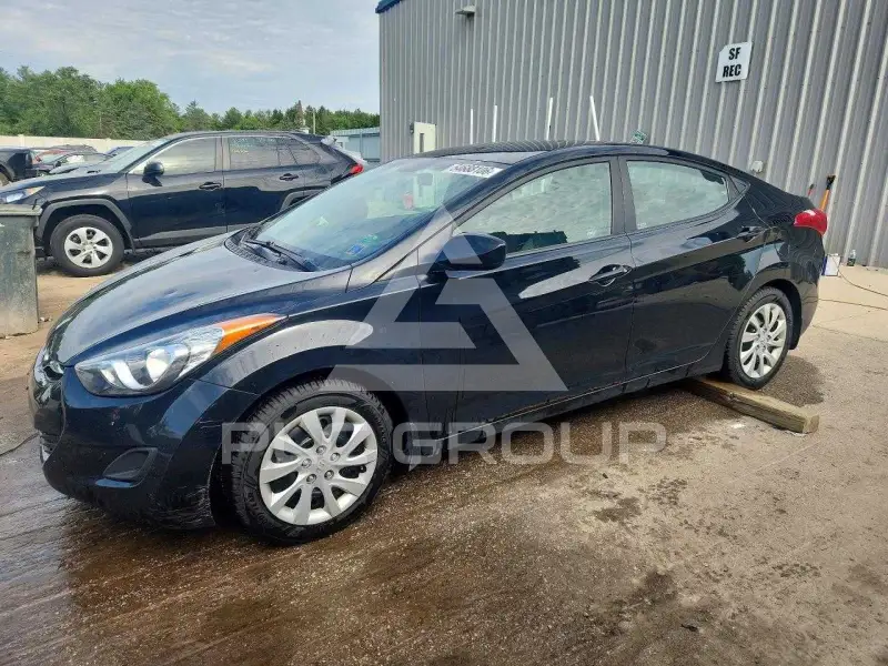 2013 Hyundai Elantra фото