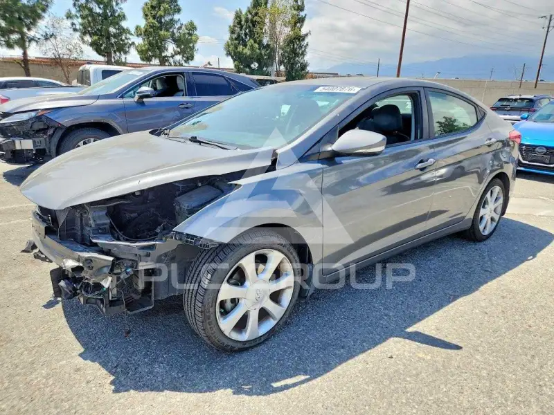 2013 Hyundai Elantra фото