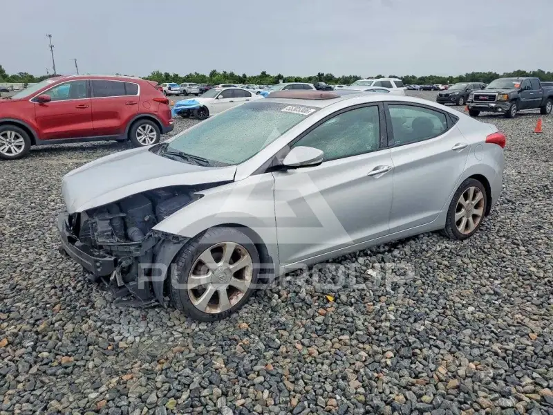 2013 Hyundai Elantra фото
