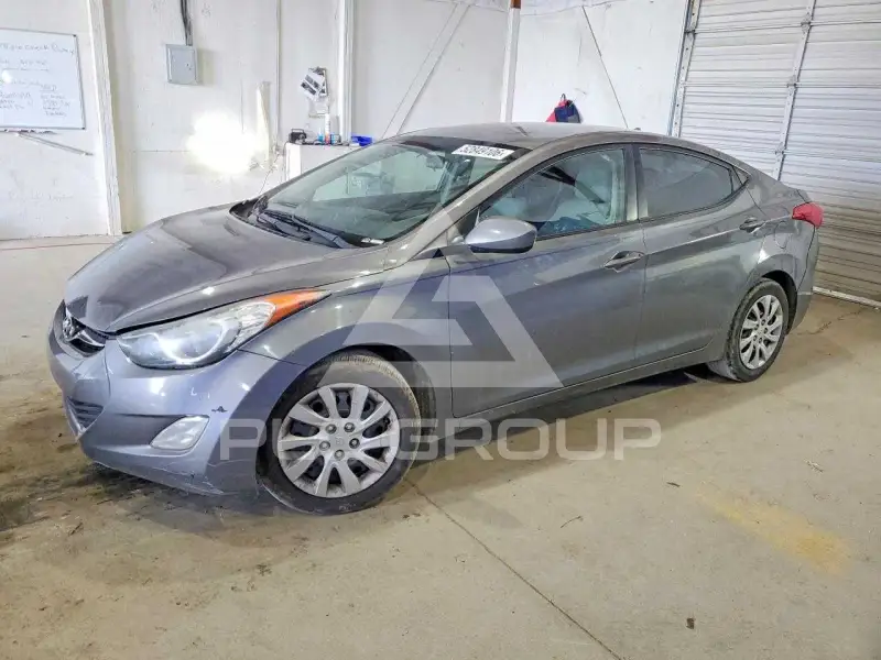 2013 Hyundai Elantra фото