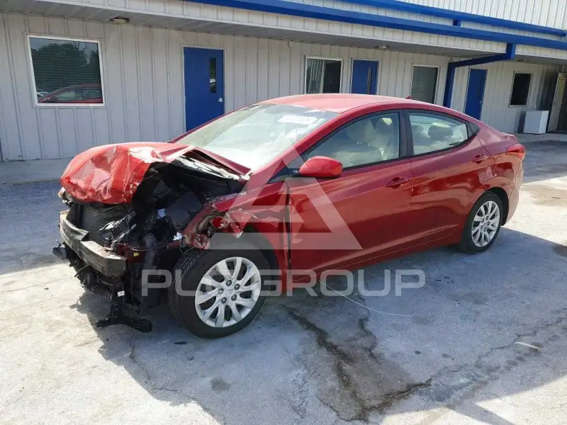 2013 Hyundai Elantra фото