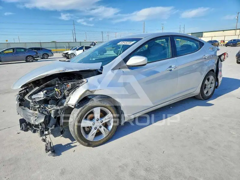 2013 Hyundai Elantra фото