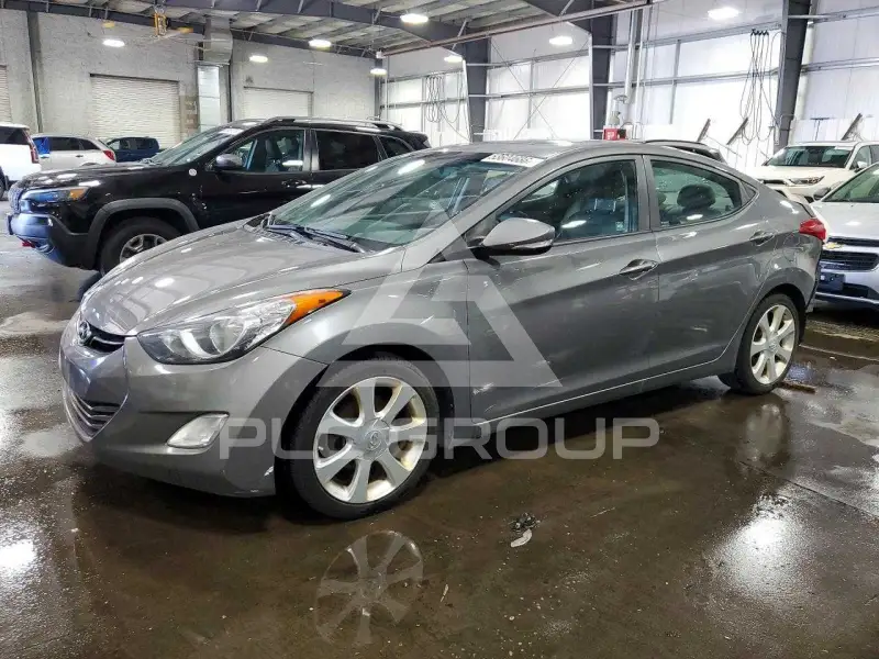 2013 Hyundai Elantra фото