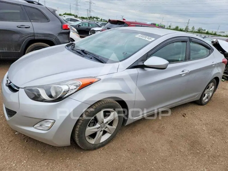 2013 Hyundai Elantra фото