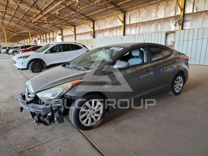2013 Hyundai Elantra фото