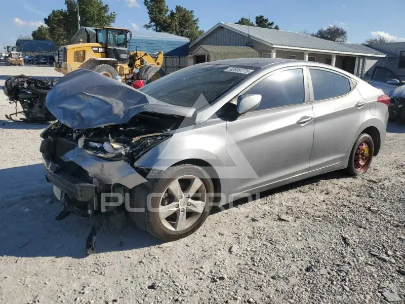 2013 Hyundai Elantra фото