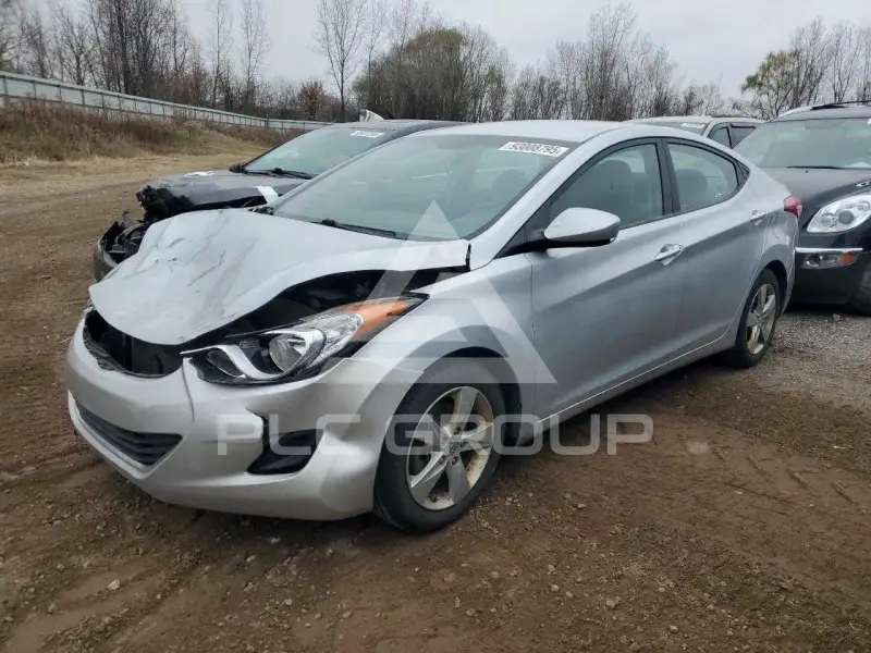 2013 Hyundai Elantra фото