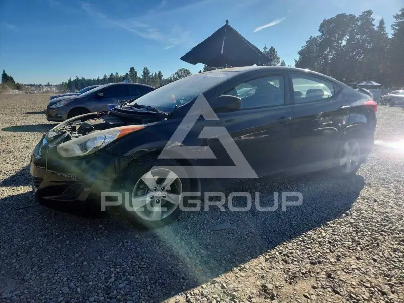 2013 Hyundai Elantra фото