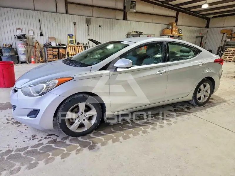2013 Hyundai Elantra фото