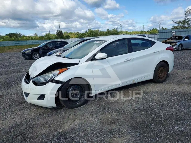 2013 Hyundai Elantra фото