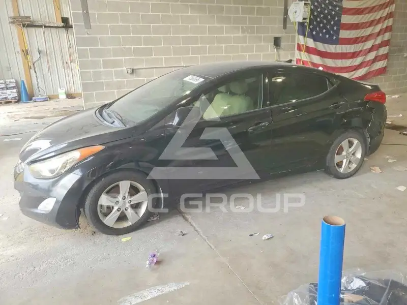 2013 Hyundai Elantra фото
