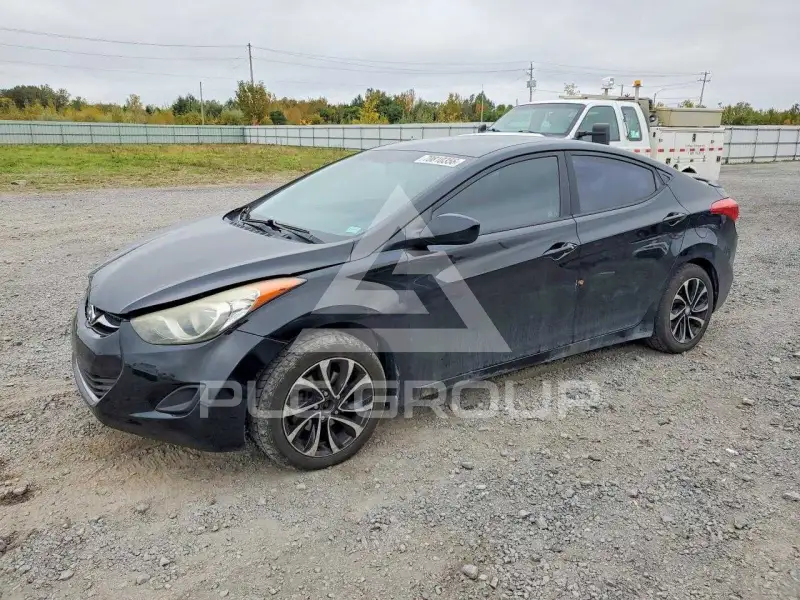 2013 Hyundai Elantra фото