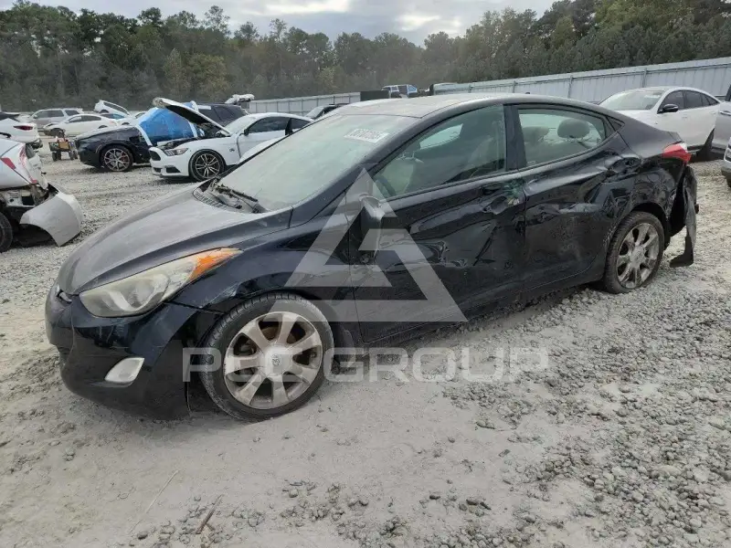 2013 Hyundai Elantra фото