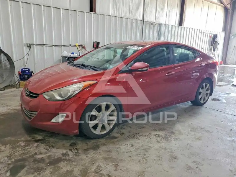 2013 Hyundai Elantra photo