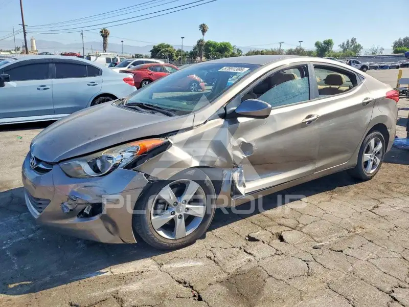 2013 Hyundai Elantra фото