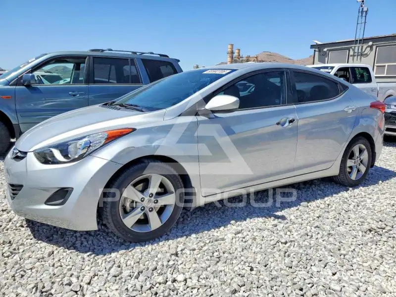 2013 Hyundai Elantra фото
