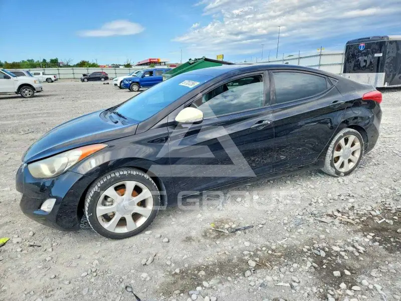 2013 Hyundai Elantra фото