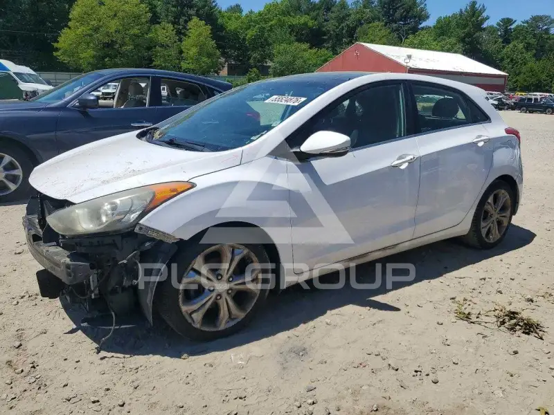 2013 Hyundai Elantra photo