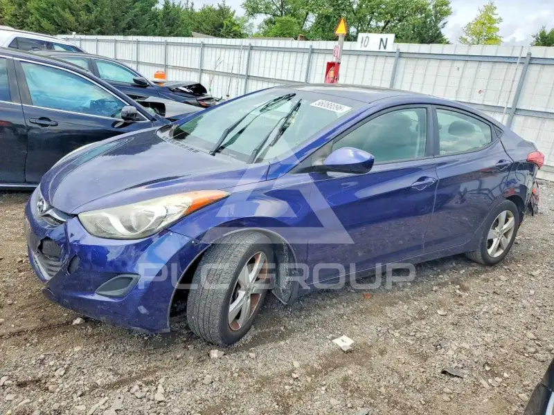 2013 Hyundai Elantra фото