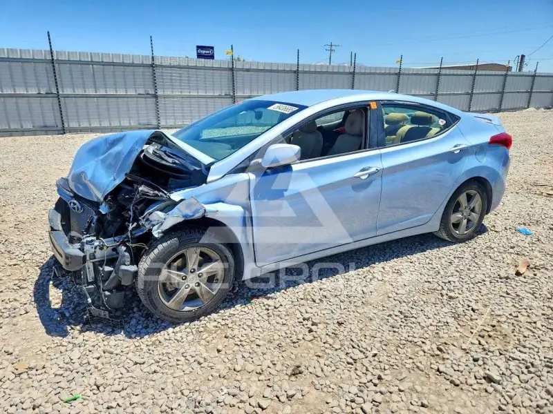 2013 Hyundai Elantra фото