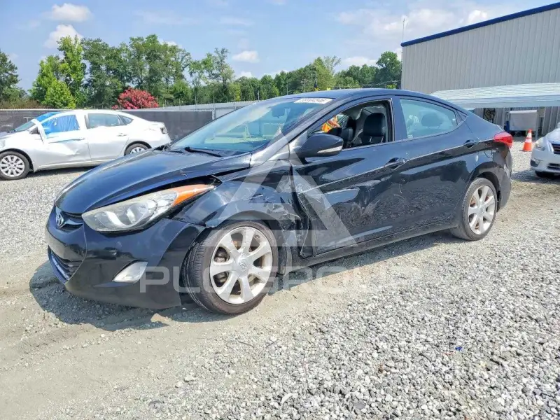 2013 Hyundai Elantra фото