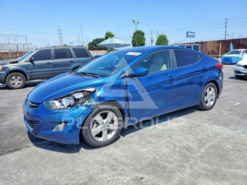 2013 Hyundai Elantra фото
