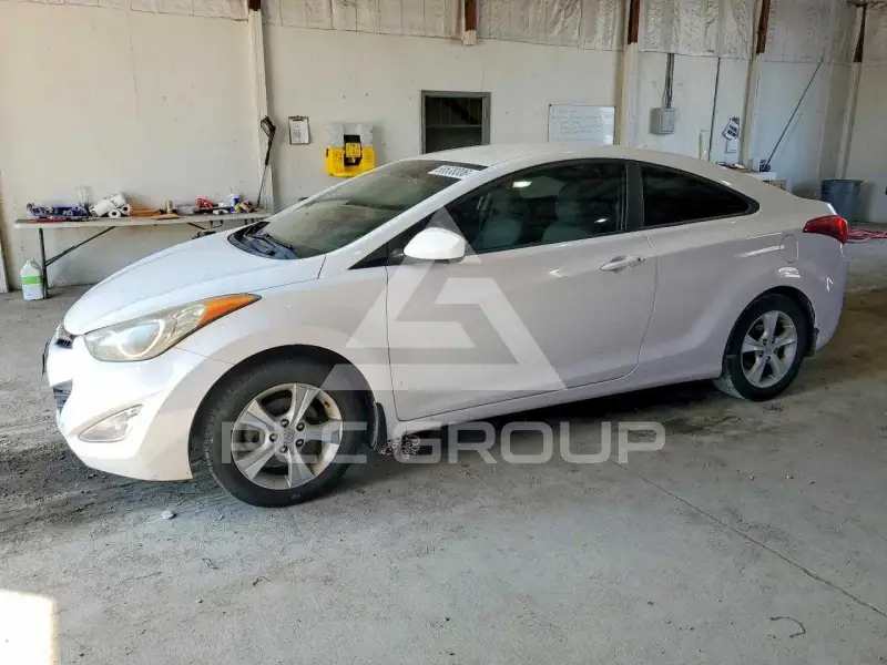 2013 Hyundai Elantra фото