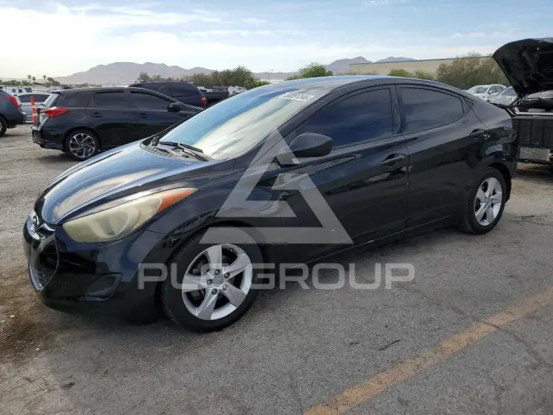2013 Hyundai Elantra фото