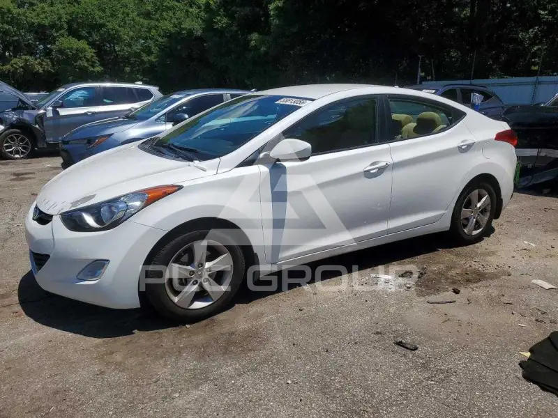 2013 Hyundai Elantra фото