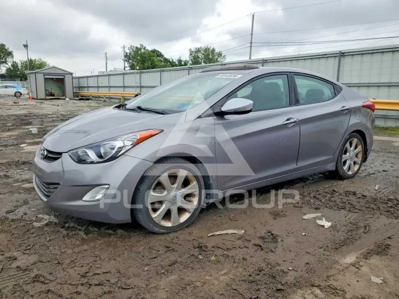 2013 Hyundai Elantra фото