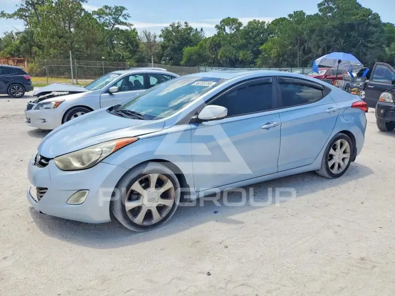 2013 Hyundai Elantra фото