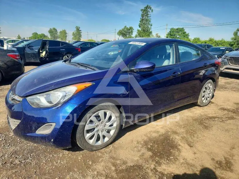 2013 Hyundai Elantra фото