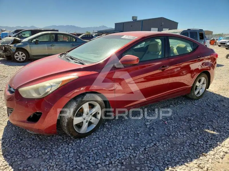2013 Hyundai Elantra фото